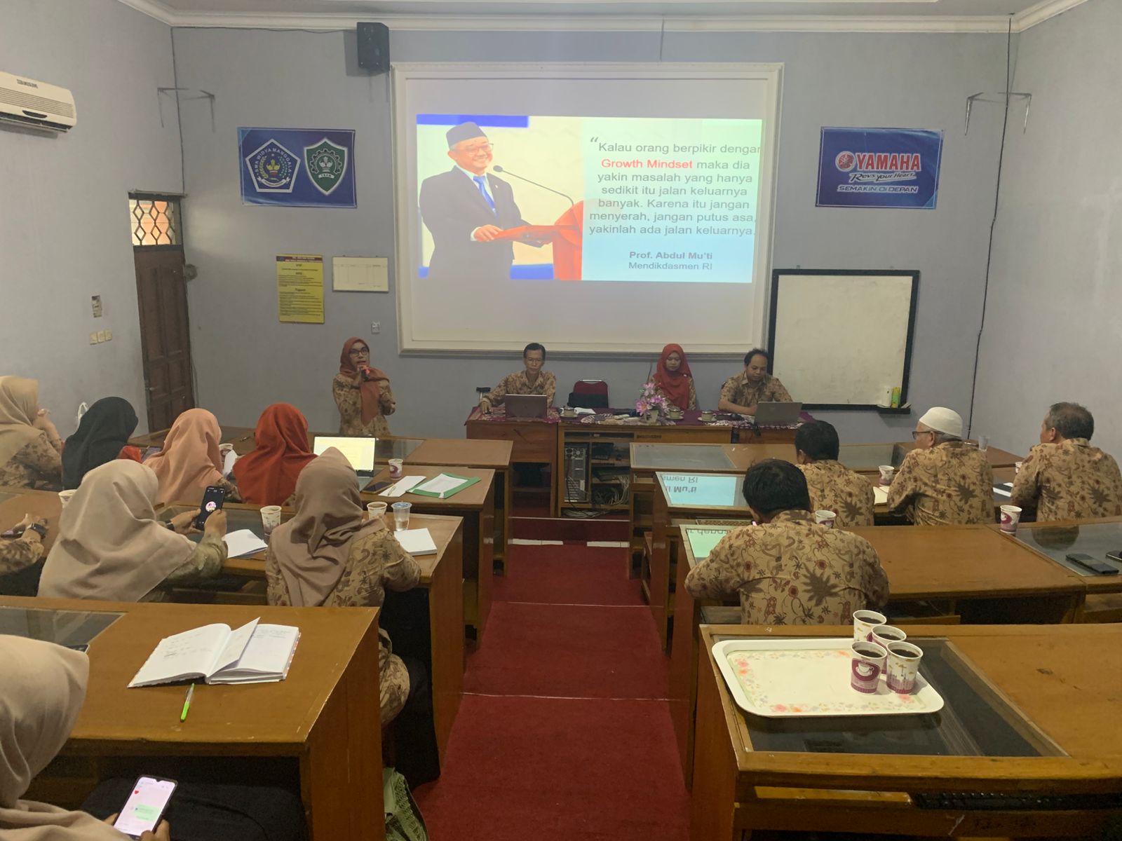 Pemaparan materi diseminasi pembelajaran mendalam
